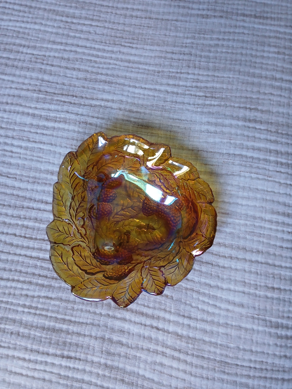 Marigold Iridescent Loganberry Leaf Glass Bowl/Indiana Glass